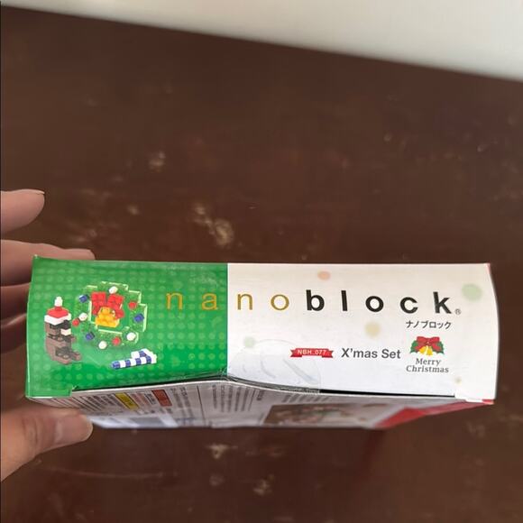 Nanoblock Christmas Present Box – MINIMARU Nanoblock | X\'mas Set - Festive Multicolor Building Blocks NIB